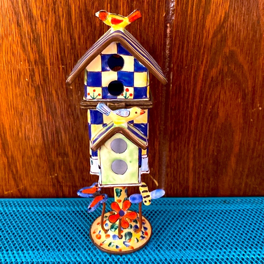 SALE! 🐦‍⬛ 1999 Kelvin Chen Miniature Hand-painted Enamel Birdhouse Trinket Box